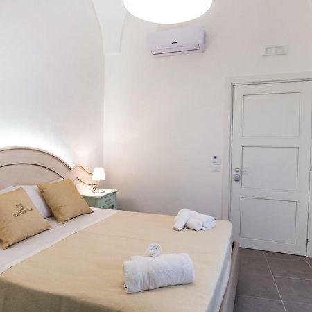 レッチェ Le Stanze Del Duomo Bed & Breakfast エクステリア 写真