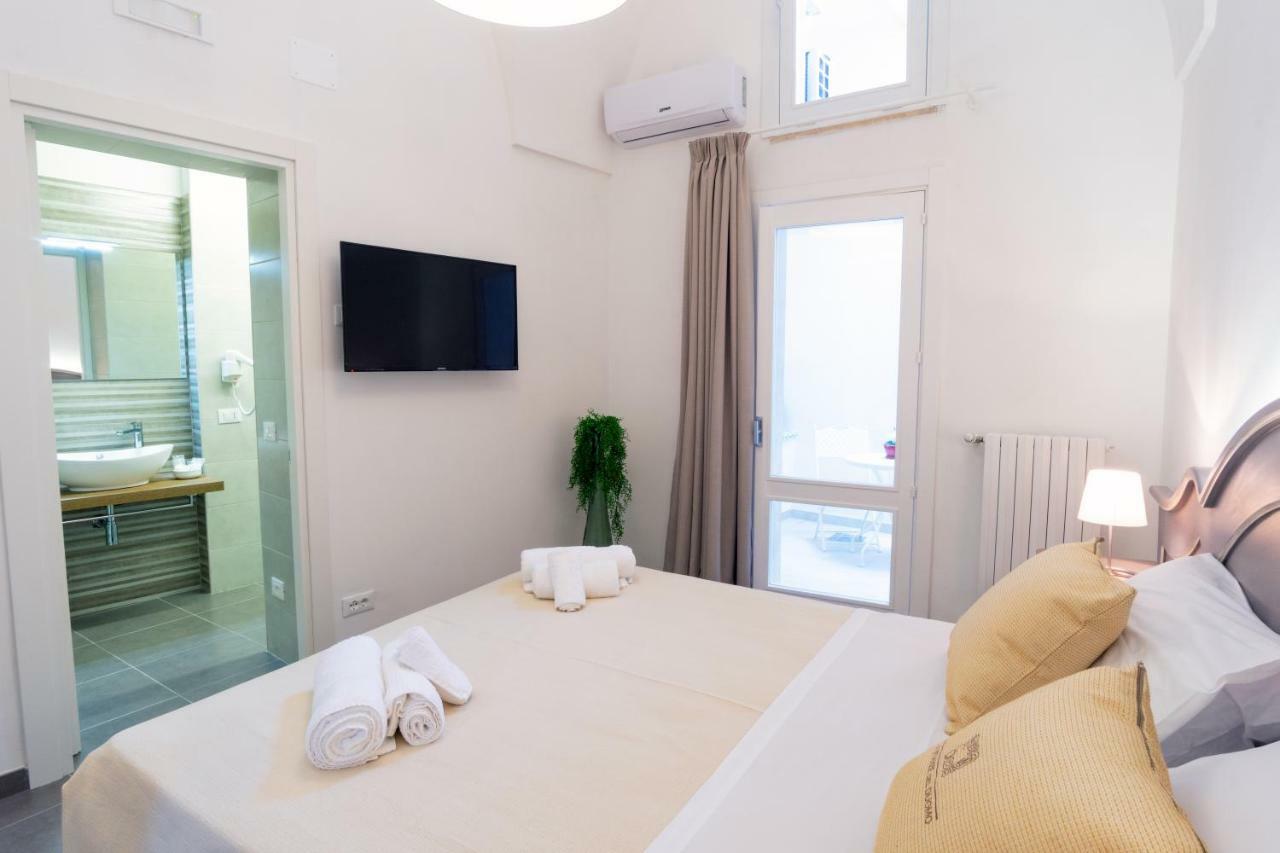 レッチェ Le Stanze Del Duomo Bed & Breakfast エクステリア 写真